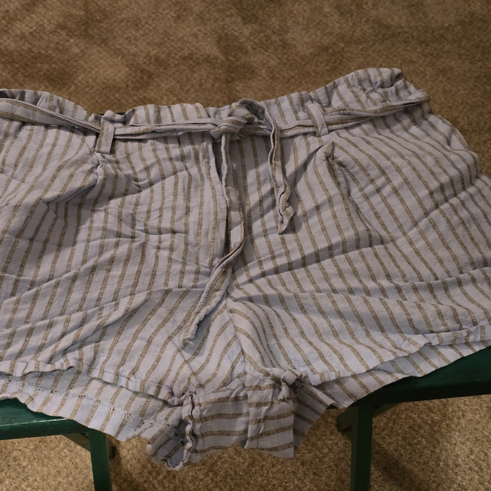 LOFT High Waist Striped Shorts - Gray and White